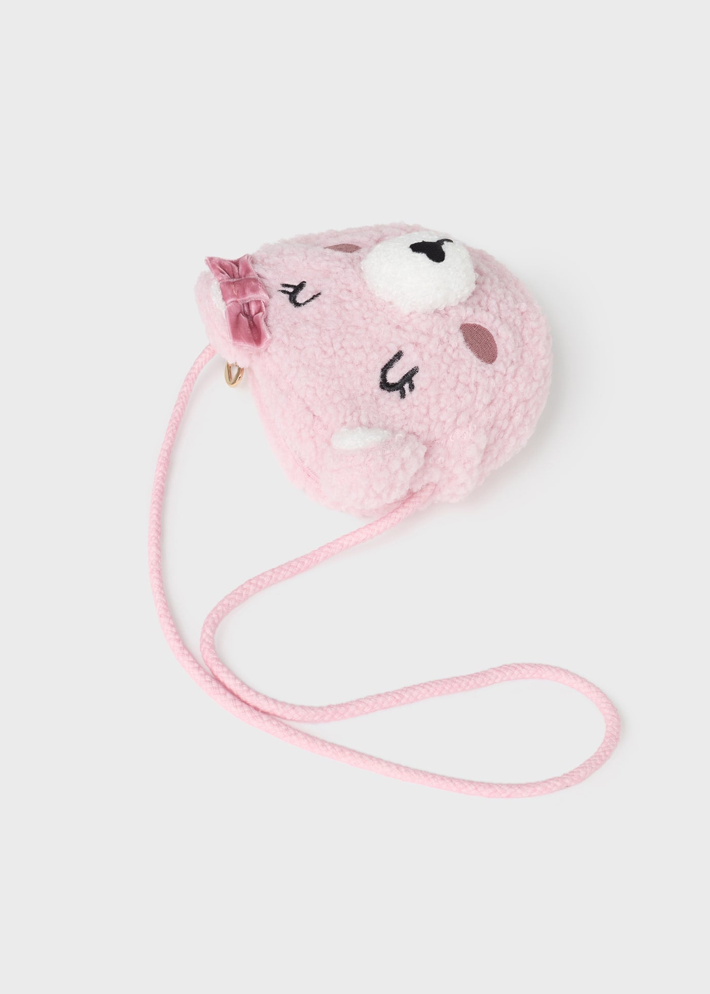 du sac en peluche de la fille