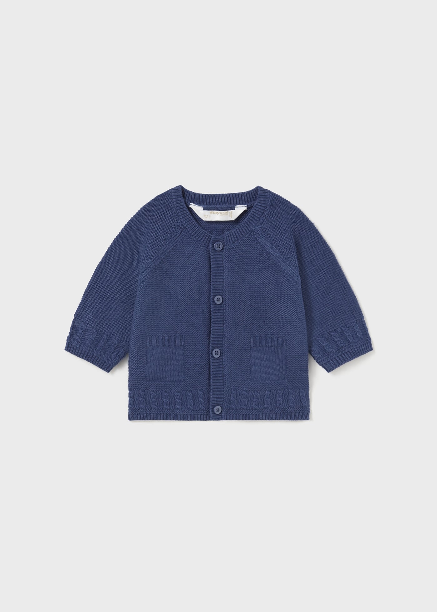 Cardigan tricoté nouveau-né