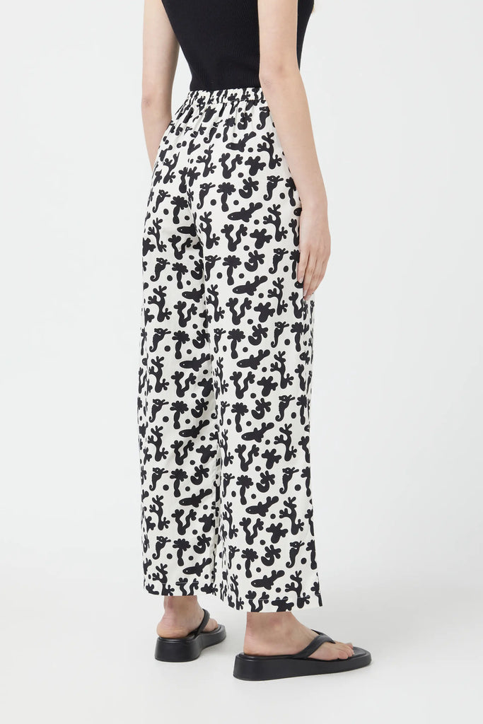 Pantaloni dritti con stampa corallo