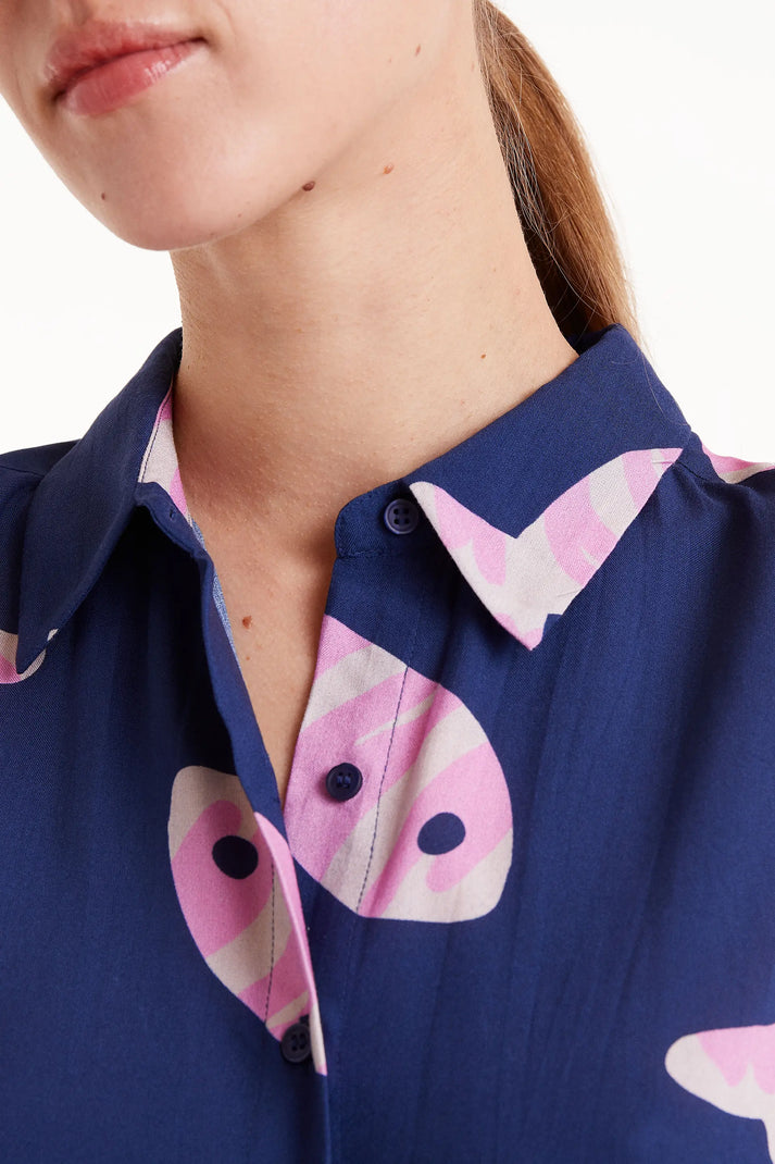 Camicia in rayon LENZING™ ECOVERO™ con stampa Eureka
