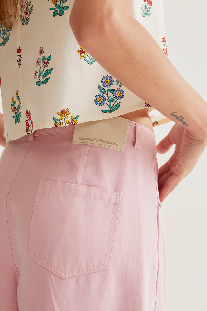 Pantaloni rosa a gamba larga