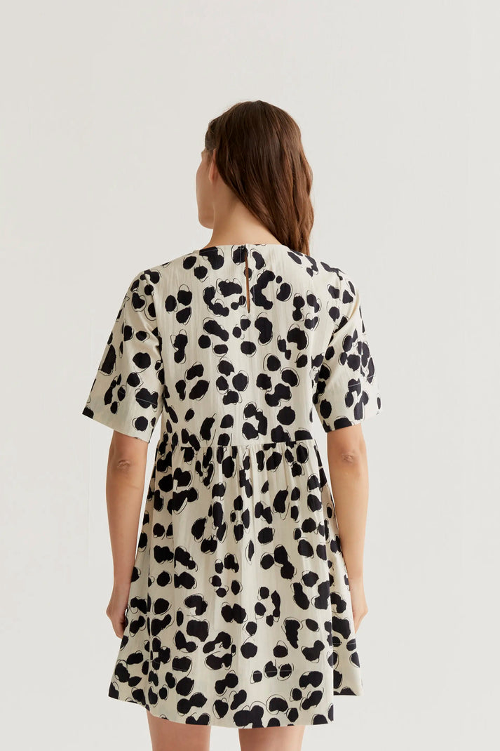 Abito corto con stampa dalmata