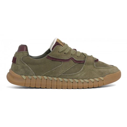Sneaker in pelle scamosciata
