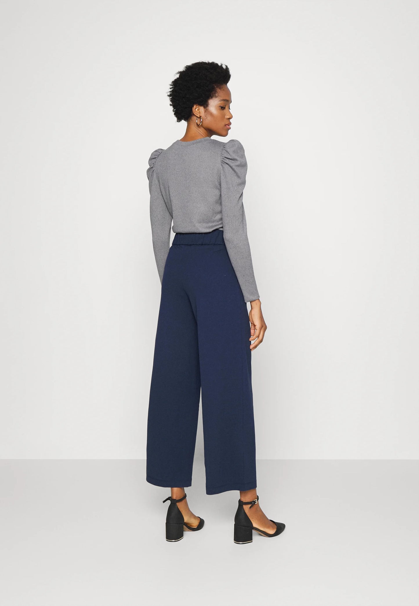 Wide leg Pantaloni con pieghe 'Geggo'