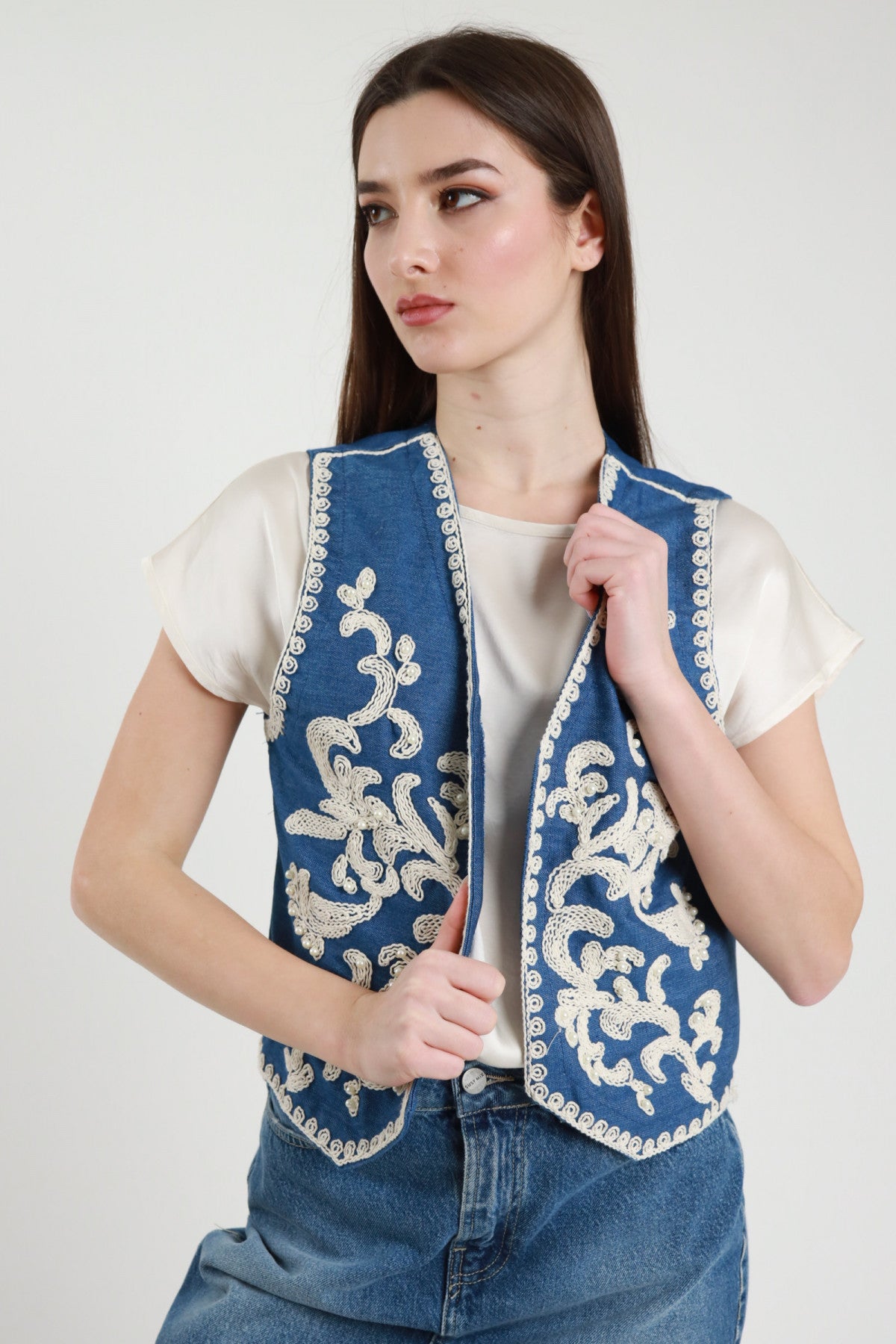 Gilet ricamato