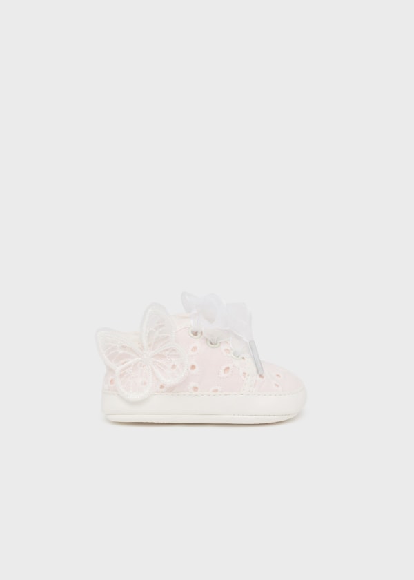 Scarpe traforate neonata